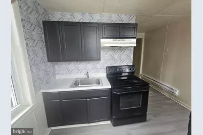 2526 N 5th Street #3RD FL, Philadelphia, PA 19133 - Photo 1