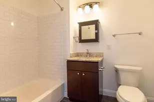 427 Monroe St, Philadelphia, PA 19146 - Photo 17