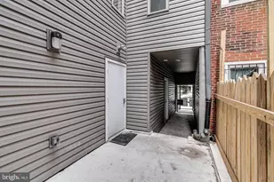 707 N 40th St, Philadelphia, PA 19104 - Photo 11