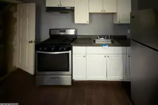 1638 W Victoria St, Philadelphia, PA 19140 - Photo 3