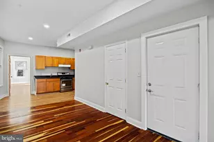 426 S 44th St, Philadelphia, PA 19104 - Photo 7