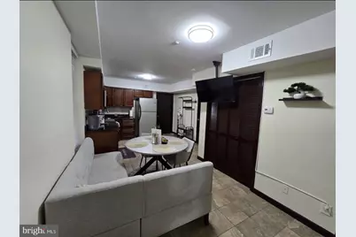 230 Market Street #4, Philadelphia, PA 19106 - Photo 3