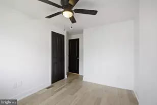 1022 McKean St, Philadelphia, PA 19148 - Photo 13