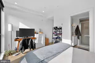 2007 Cambridge St, Philadelphia, PA 19130 - Photo 19