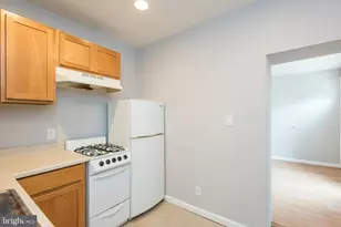 2501 Carpenter St, Philadelphia, PA 19146 - Photo 7