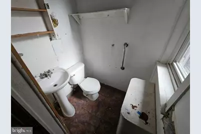 4953 N Warnock Street, Philadelphia, PA 19141 - Photo 5