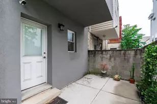 2115 Wharton St, Philadelphia, PA 19146 - Photo 25