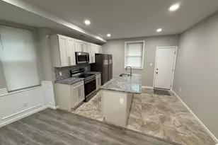 4937 N Warnock St, Philadelphia, PA 19141 - Photo 5