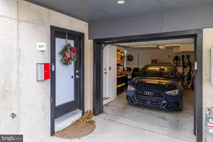 237 Krams Ave, Philadelphia, PA 19128 - Photo 27