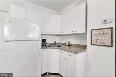 468 E Walnut #1, Philadelphia, PA 19144 - Photo 9