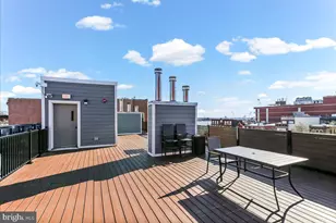 102 Church St, Philadelphia, PA 19106 - Photo 17