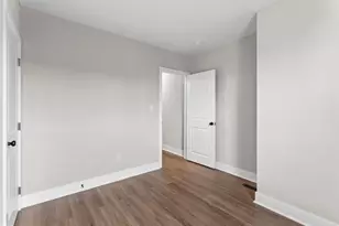 5719 Hazel Ave, Philadelphia, PA 19143 - Photo 13