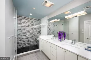 20 Letitia St, Philadelphia, PA 19106 - Photo 15