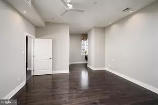 20 Letitia St, Philadelphia, PA 19106 - Photo 13