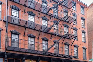 20 S Letitia St, Philadelphia, PA 19106 - Photo 3