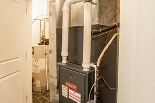 20 Letitia St, Philadelphia, PA 19106 - Photo 29