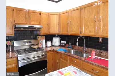 728 W Erie Avenue, Philadelphia, PA 19140 - Photo 7