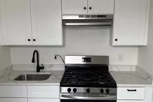 2016 Carver St, Philadelphia, PA 19124 - Photo 3