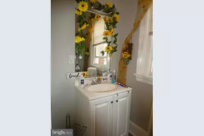 5763 N Woodstock Street, Philadelphia, PA 19138 - Photo 11