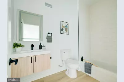 1327 S Dover Street, Philadelphia, PA 19146 - Photo 9