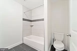 1241 S 22nd St, Philadelphia, PA 19146 - Photo 9