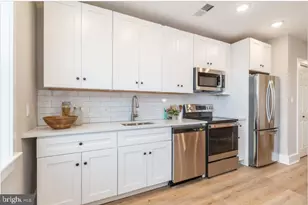 2825 W Girard Ave, Philadelphia, PA 19130 - Photo 9