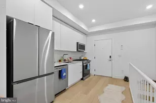 2007 Cambridge St, Philadelphia, PA 19130 - Photo 7