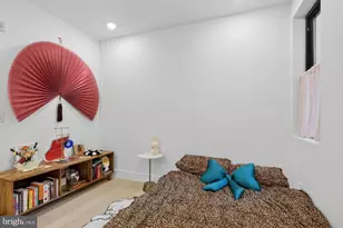 2007 Cambridge St, Philadelphia, PA 19130 - Photo 9