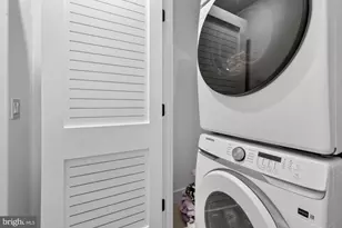 2007 Cambridge St, Philadelphia, PA 19130 - Photo 13