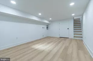 351 Fitzgerald St, Philadelphia, PA 19148 - Photo 25