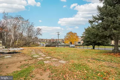 8855 Winchester Avenue, Philadelphia, PA 19115 - Photo 37