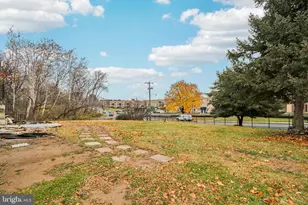 8855 Winchester Ave, Philadelphia, PA 19115 - Photo 37