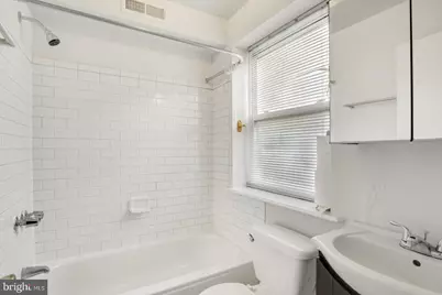 240 W Girard Avenue #3, Philadelphia, PA 19123 - Photo 11