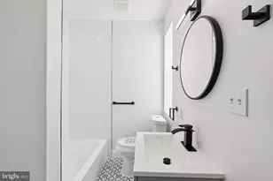 1628 W Loudon St, Philadelphia, PA 19141 - Photo 5