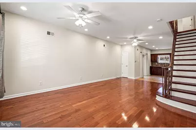 2533 S Rosewood Street, Philadelphia, PA 19145 - Photo 5