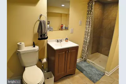 2533 S Rosewood Street, Philadelphia, PA 19145 - Photo 15