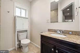 2533 S Rosewood St, Philadelphia, PA 19145 - Photo 21