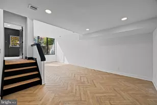 242 Locust St, Philadelphia, PA 19106 - Photo 43