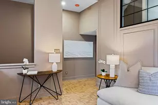 242 Locust St, Philadelphia, PA 19106 - Photo 21