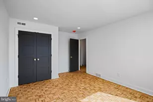 242 Locust St, Philadelphia, PA 19106 - Photo 25