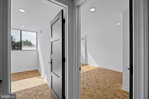 242 Locust St, Philadelphia, PA 19106 - Photo 23