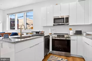 300 Christian St, Philadelphia, PA 19147 - Photo 7