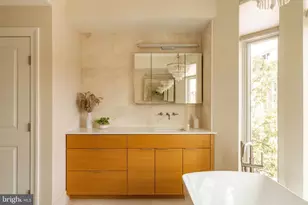 516 S 21st St, Philadelphia, PA 19146 - Photo 31