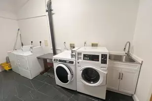 1020 Hamilton St, Philadelphia, PA 19123 - Photo 5