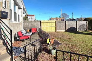 5823 Upland Way, Philadelphia, PA 19131 - Photo 3