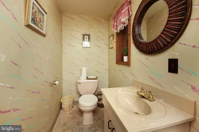 705 W 64th Avenue, Philadelphia, PA 19126 - Photo 13