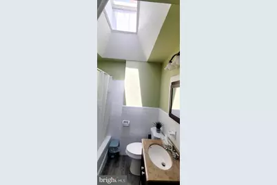 1022 W Oregon Avenue, Philadelphia, PA 19148 - Photo 13