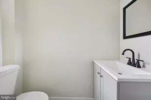 6002 W Thompson St, Philadelphia, PA 19151 - Photo 7