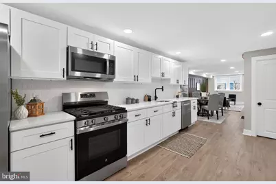 1832 S 9th Street, Philadelphia, PA 19148 - Photo 7