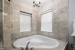 26 S Strawberry St, Philadelphia, PA 19106 - Photo 31